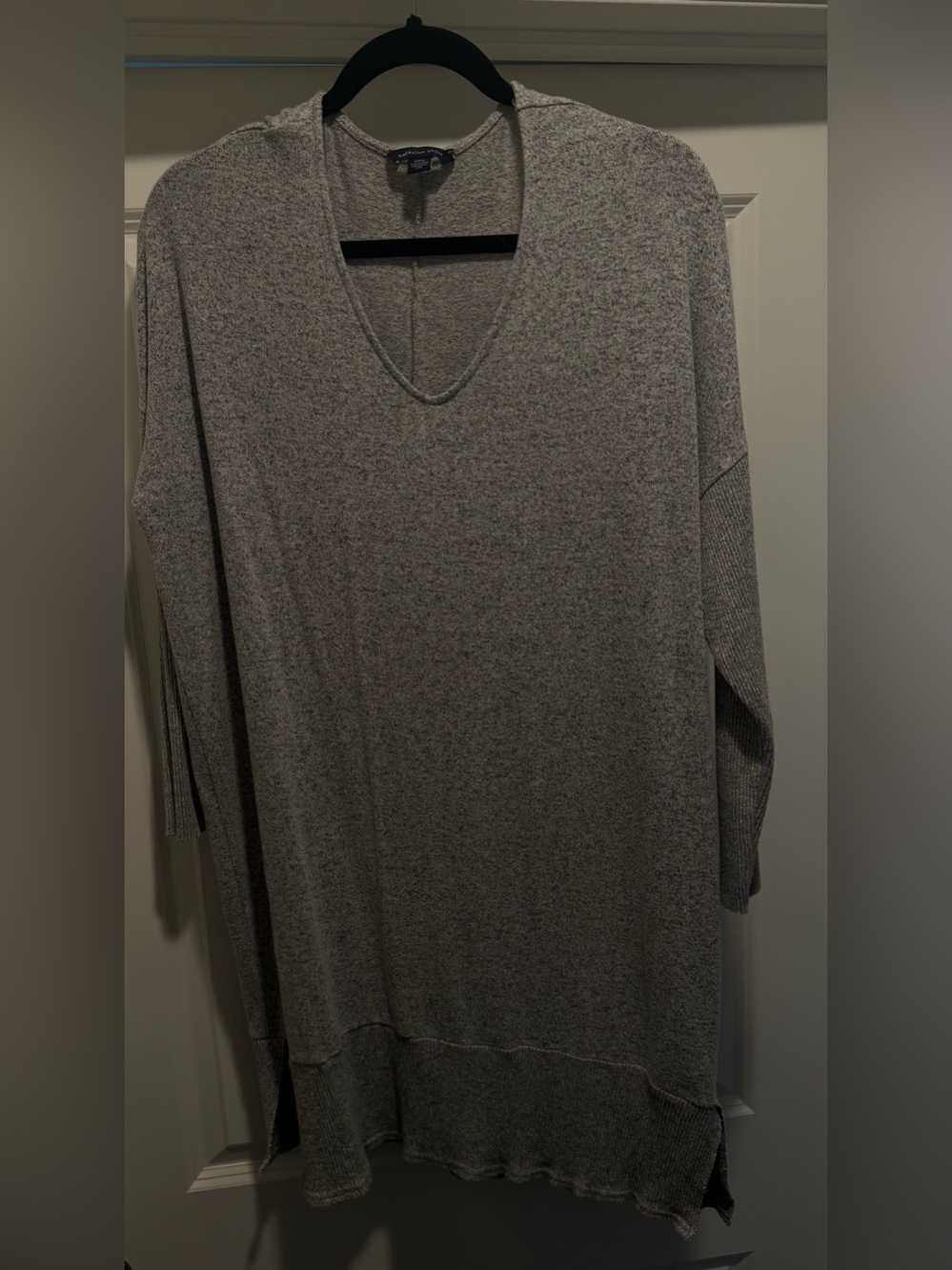 American Eagle Light Gray V-Neck Sweater Dress